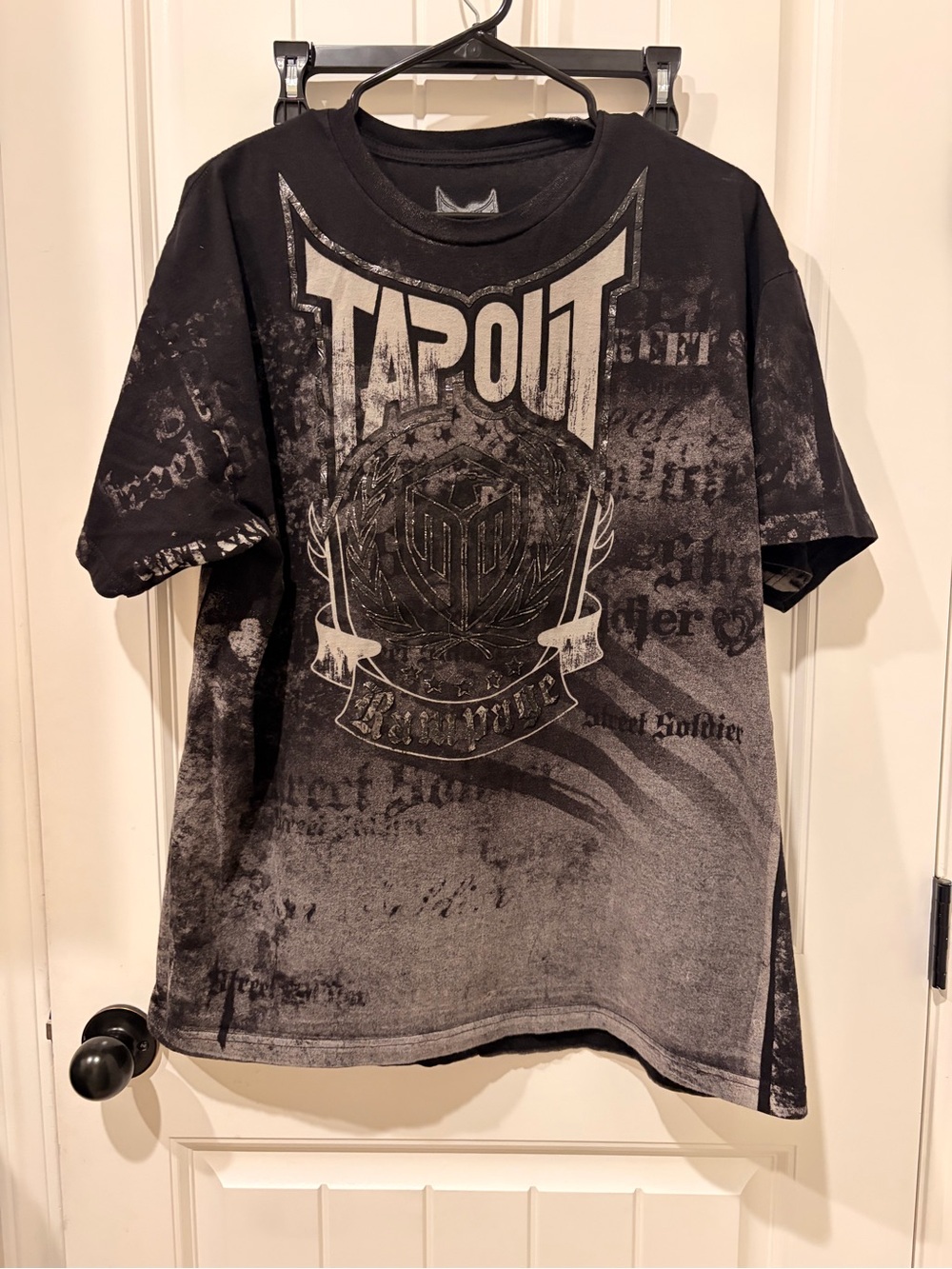 Tapout Black and Gray Distressed Graphic Tee